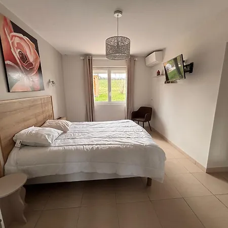 - Avec Double A La Campagne, La Bella شقة