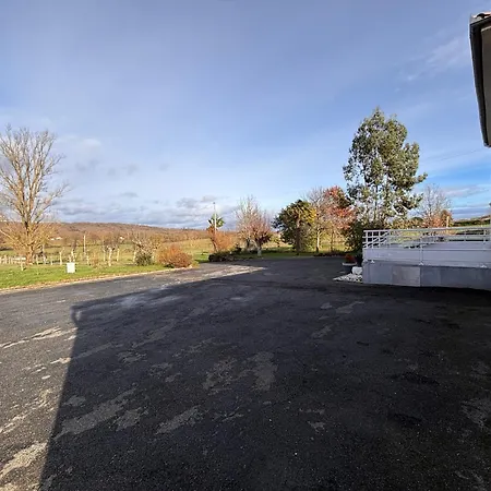 - Avec Double A La Campagne, La Bella Lias