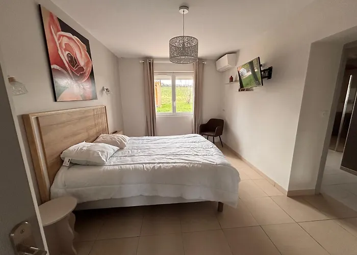 - Avec Double A La Campagne, La Bella شقة